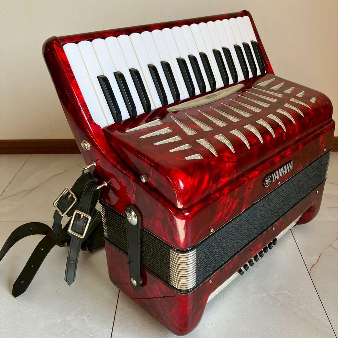 （美品） YAMAHA YA-32A アコーディオン 32ベース 32鍵盤