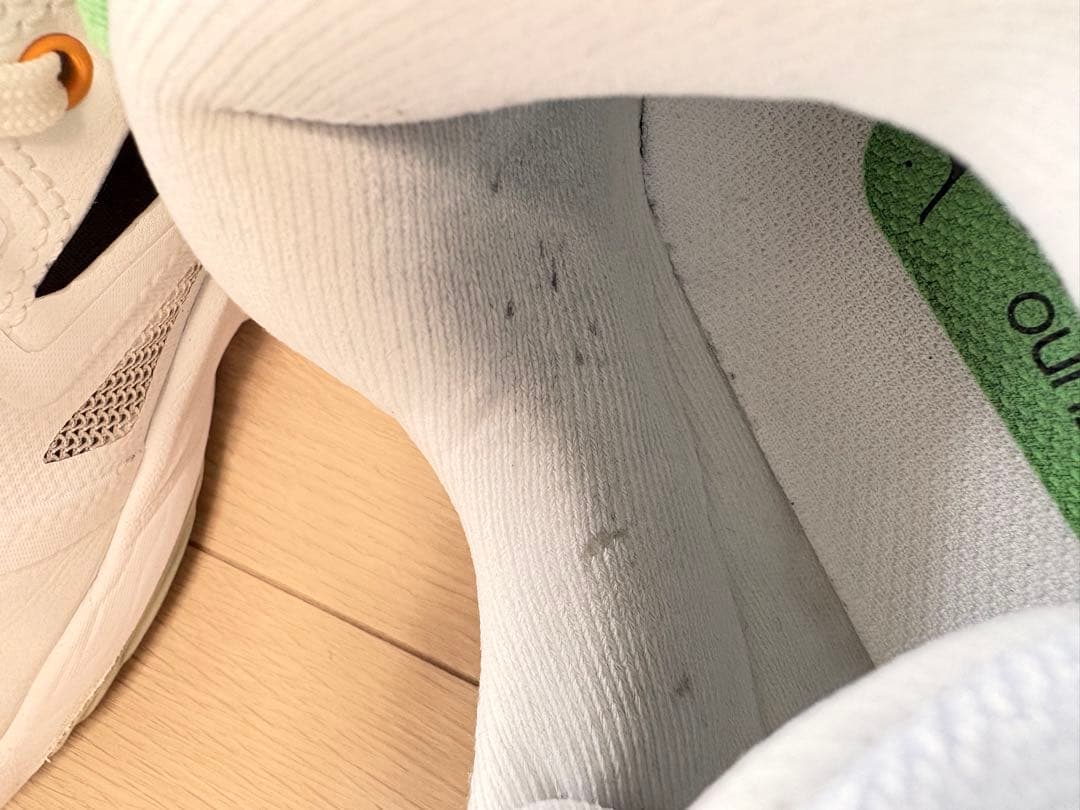 直営店限定カラー ウエーブモーメンタムエリート 23.5cm