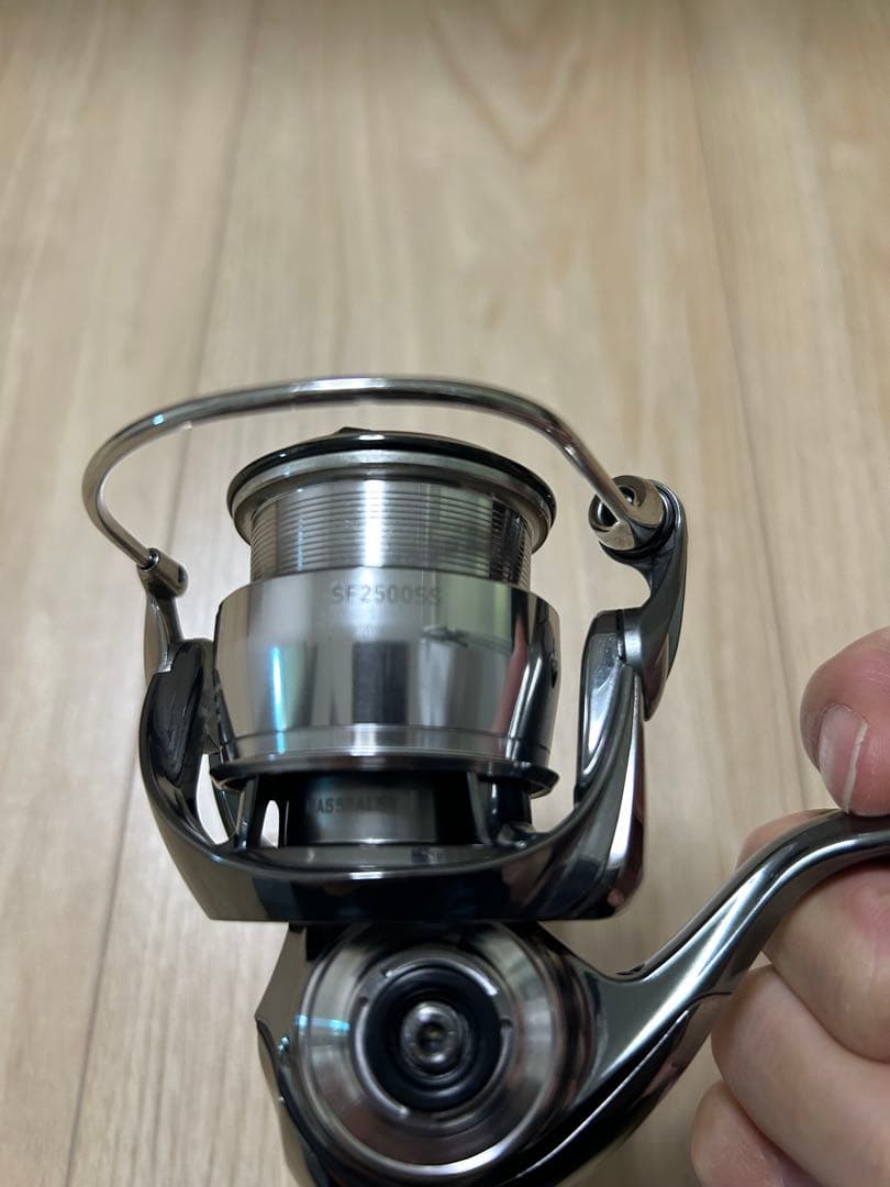 ダイワ イグジストSF 2500SS (オーバーホール済み)