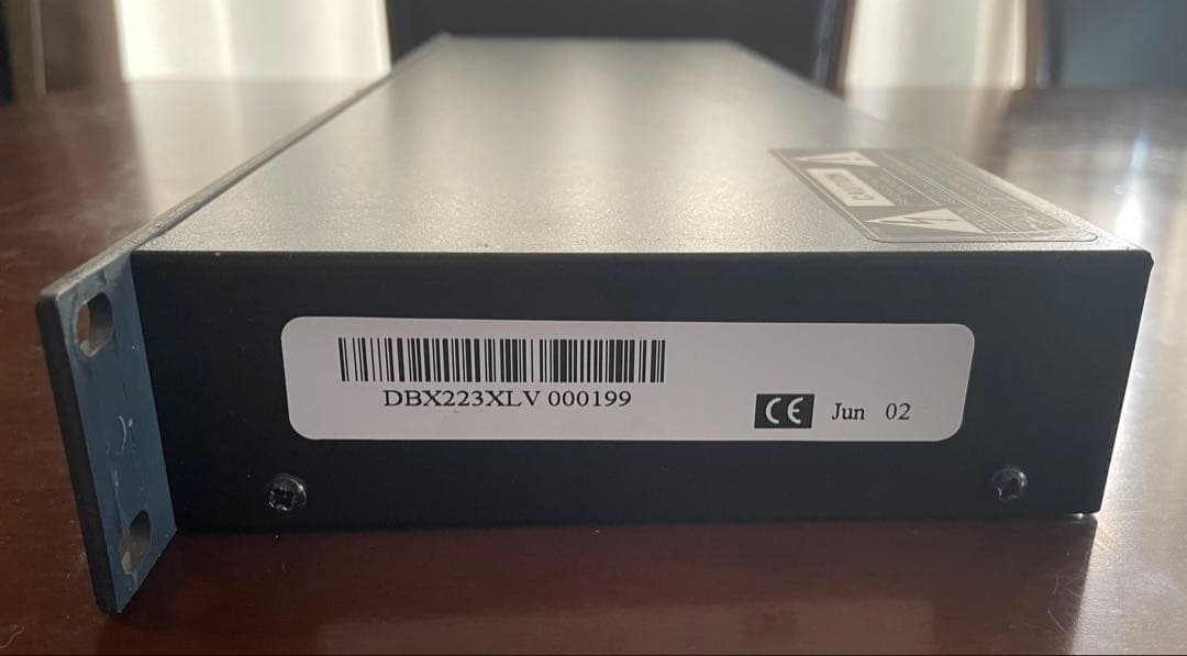 dbx 223XL チャンネルデバイダー アナログクロスオーバー