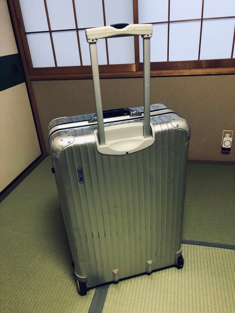 【値下げ】RIMOWAリモワシルバー スーツケース2輪キャリーケースビンテージ