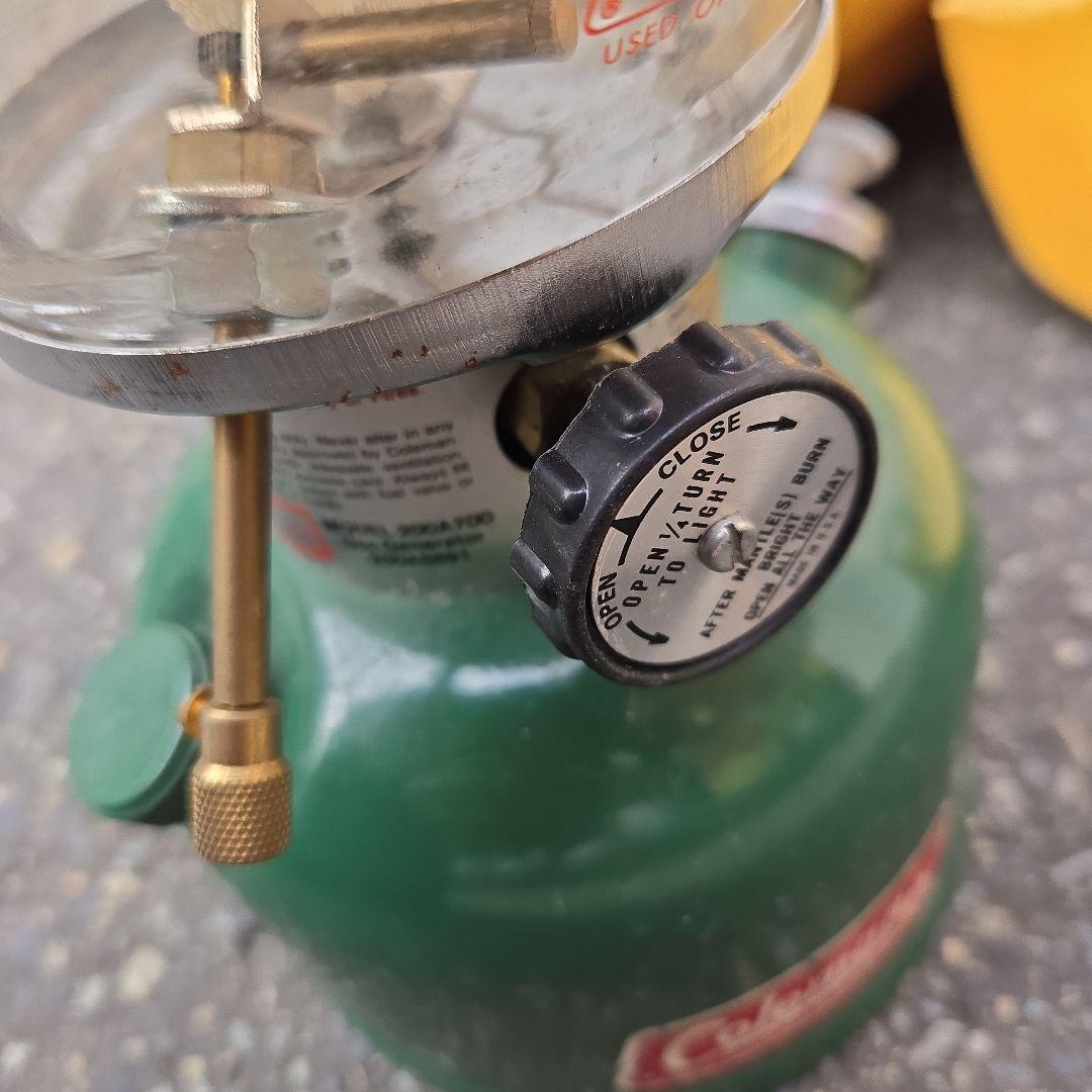 Coleman ランタン 200A700 コールマン グリーン 81年