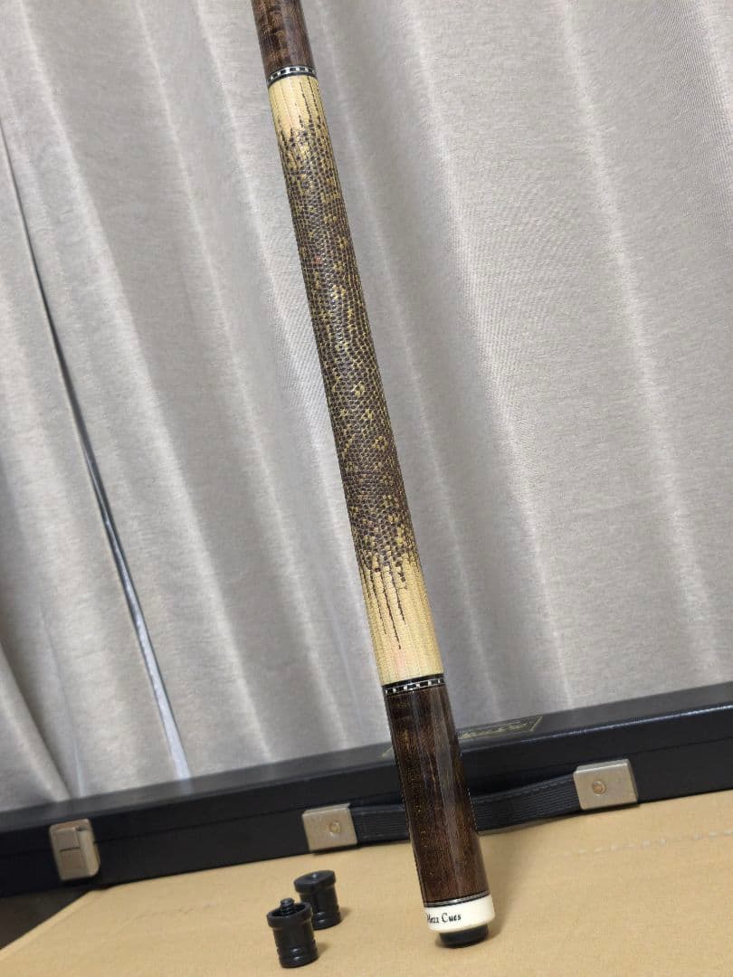 Mezz メッヅ キュー ケース付き パイソン ビリヤード