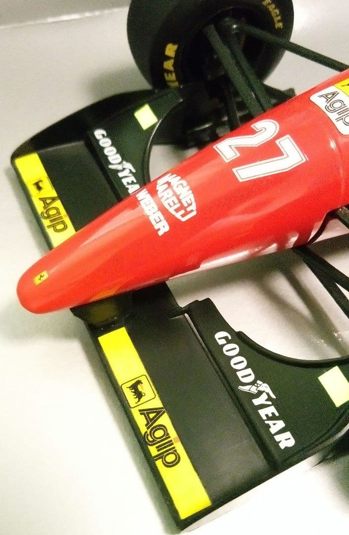 ミニチャンプス 1/18 F1 フェラーリ F93A J.アレジ