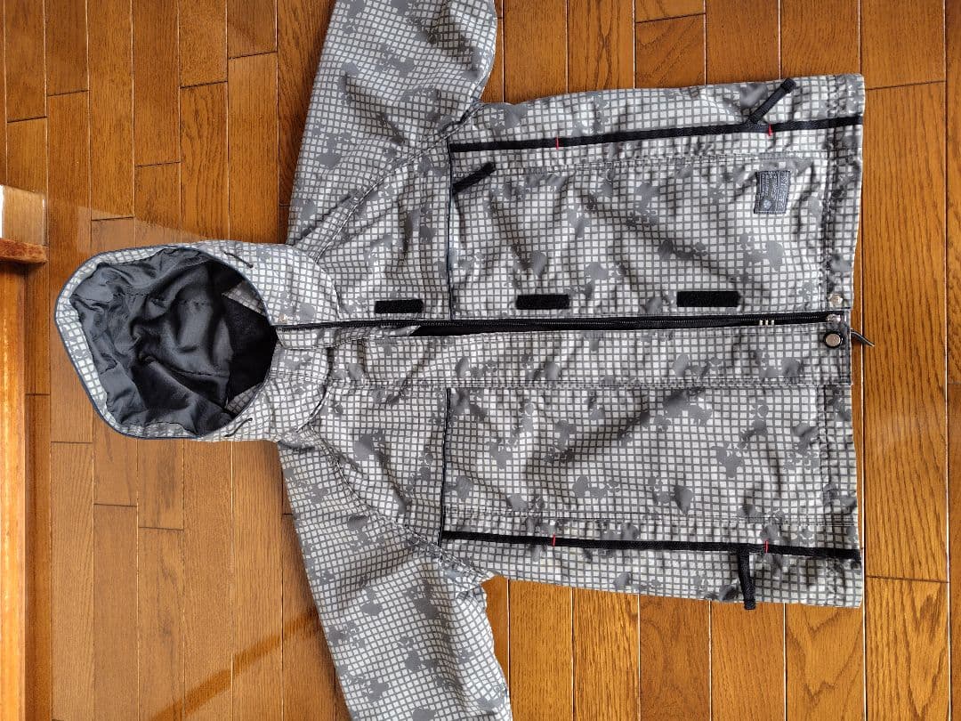 【美品 日本製】スヌーピー&ウッドストック柄のレディーススキーウェア(上下)