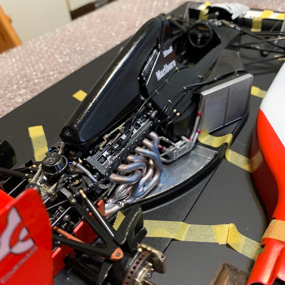 白*魔様 タミヤ　マクラーレン MP4/6 1/12スケールモデル完成品＆セナフ