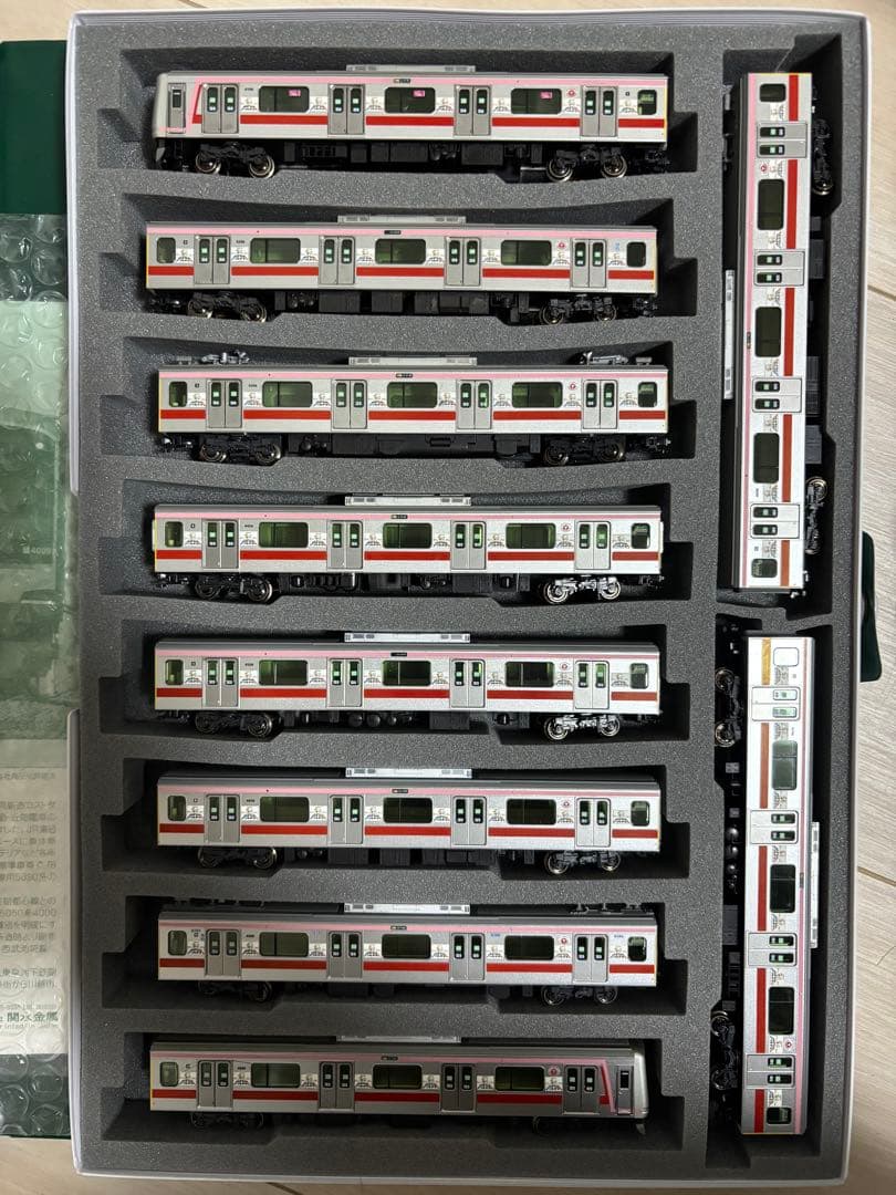 KATO 東急5050系4000番台(4106編成・新横浜線開業記念装飾)