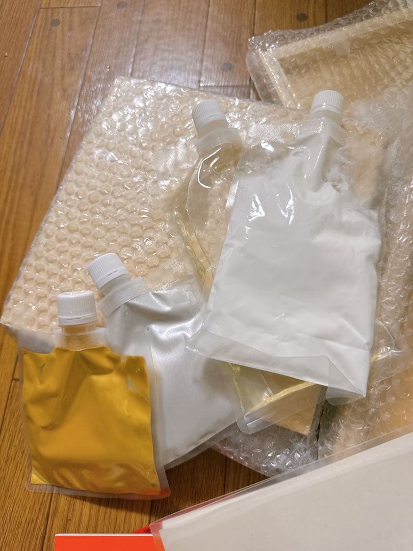 ボタニーペインティング通信講座の画材セット