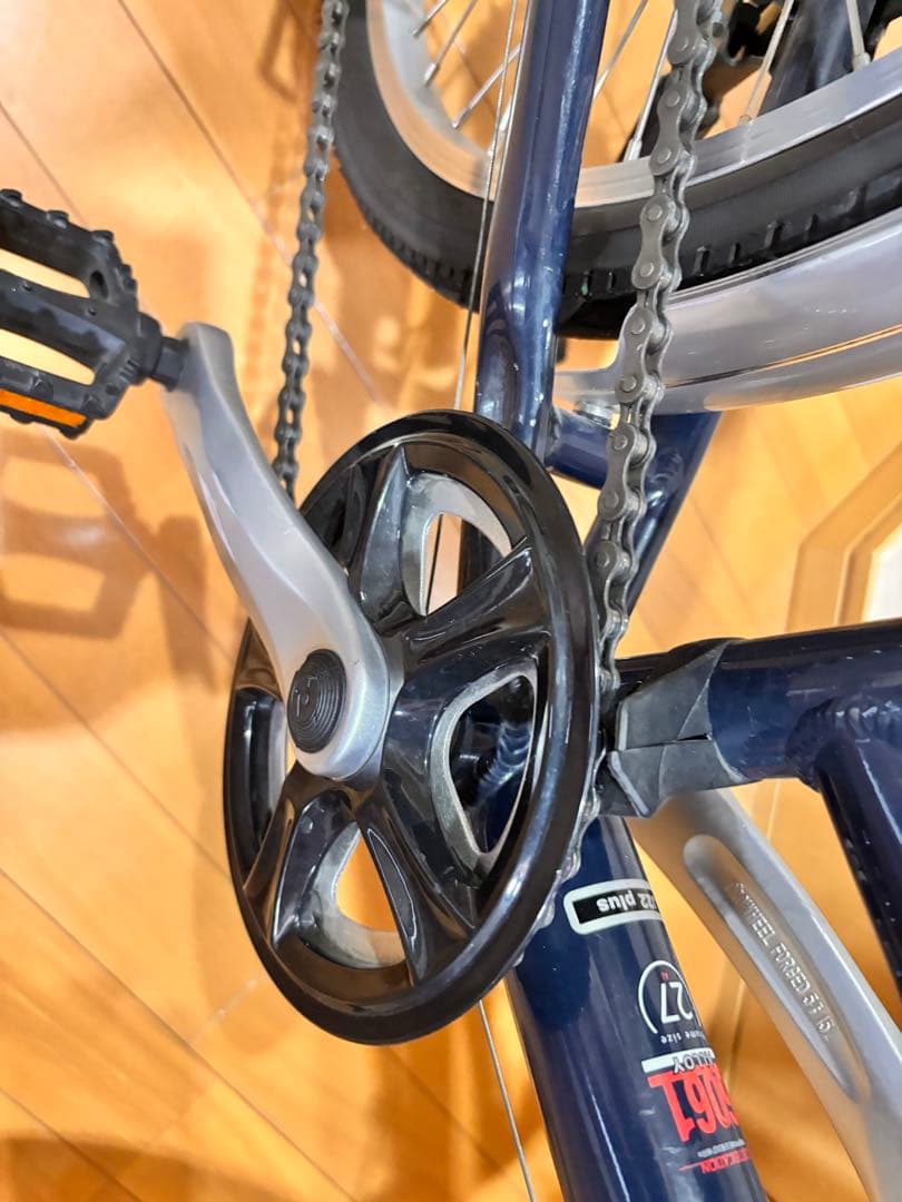 【兵庫県東部手渡し】ルイガノ　LOUIS GARNEAU J22 ネイビー