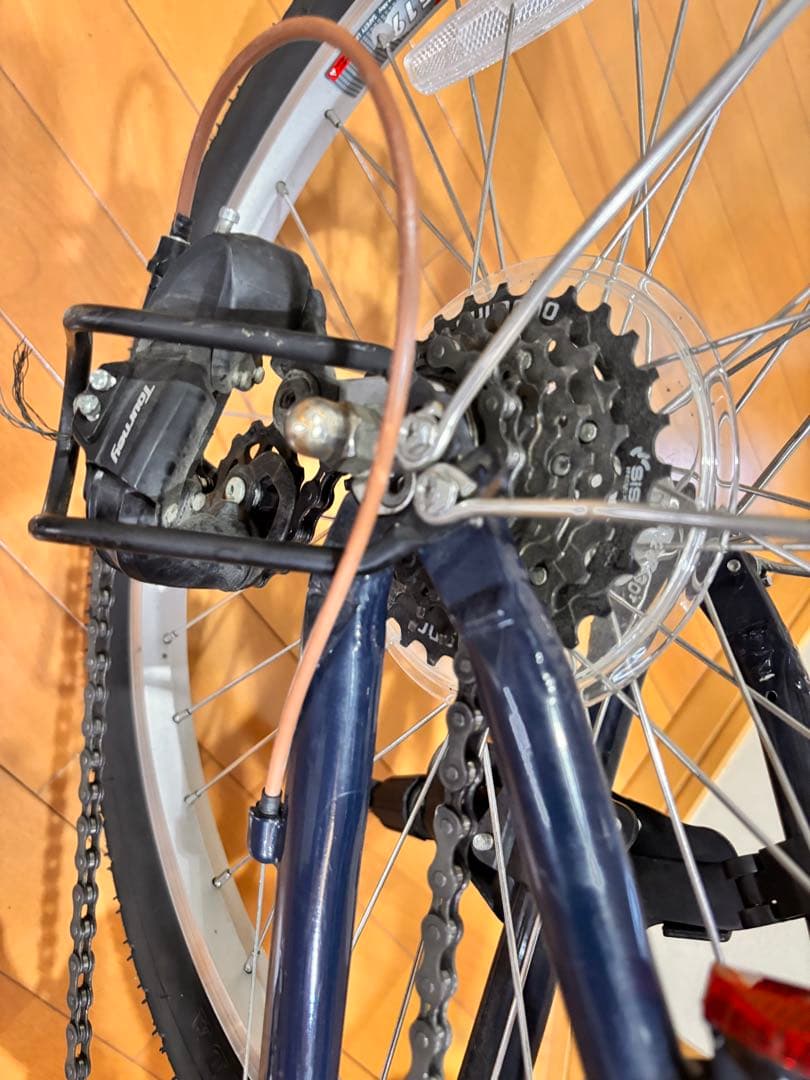 【兵庫県東部手渡し】ルイガノ　LOUIS GARNEAU J22 ネイビー