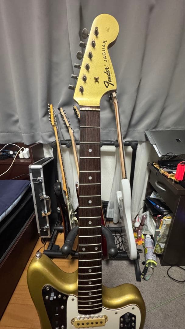 ギター Fender Jaguar JG-66 \"Shoreline Gold\"