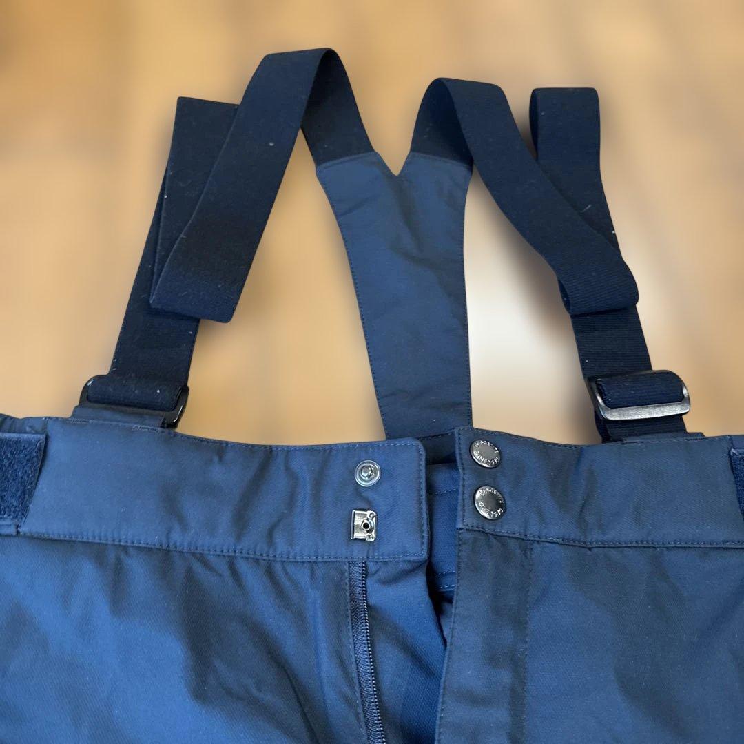 ウィンタースポーツ用ジャケットとパンツセット