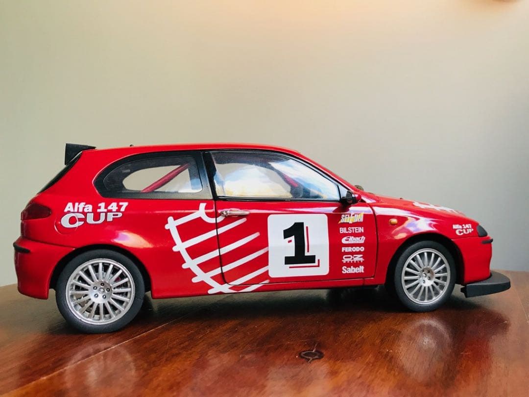 ワンオフカスタム 1/18 Ricko アルファロメオ 147 GTA CUP