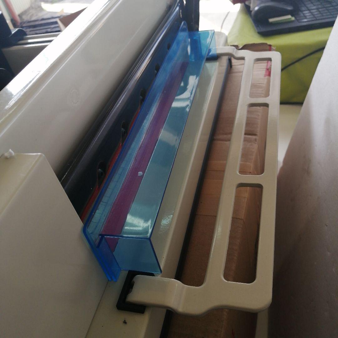 大型裁断機　DS-858A4