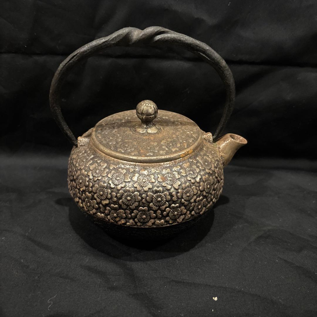 清末　　砂鉄鉄瓶