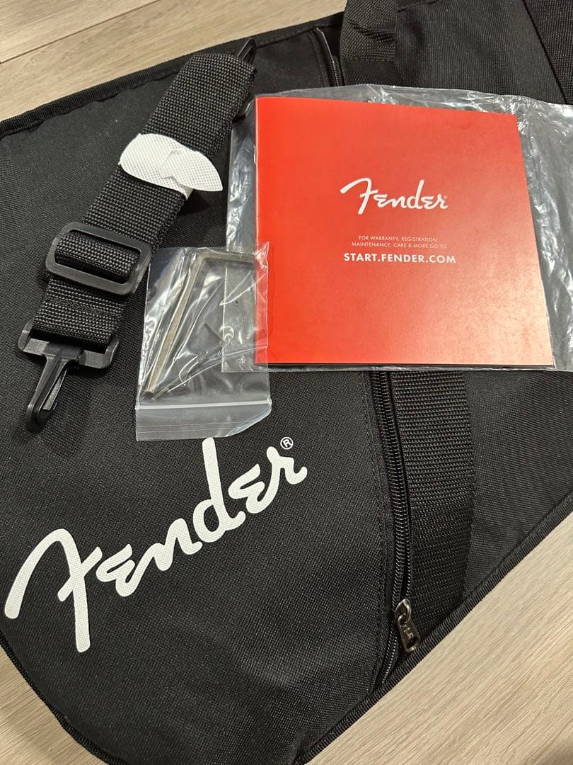 【新品・未使用】Fender ジャズベース レイクプラシッドブルー