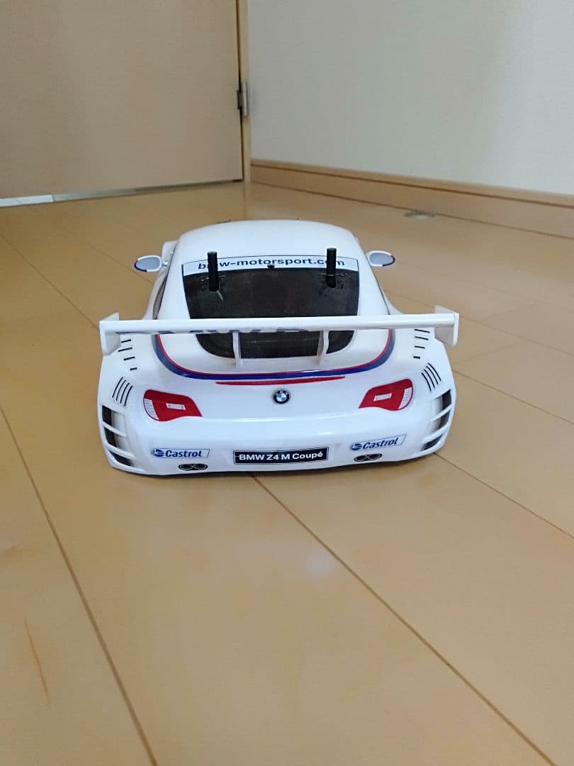 ラジコン　本体のみ