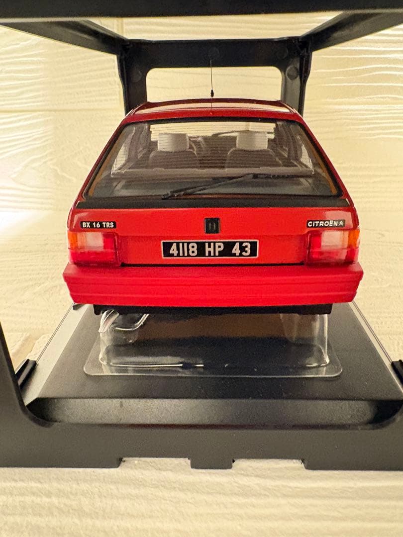 ノレブ 1/18 シトロエン BX 16 TRS 1983 ヴァレルンガレッド