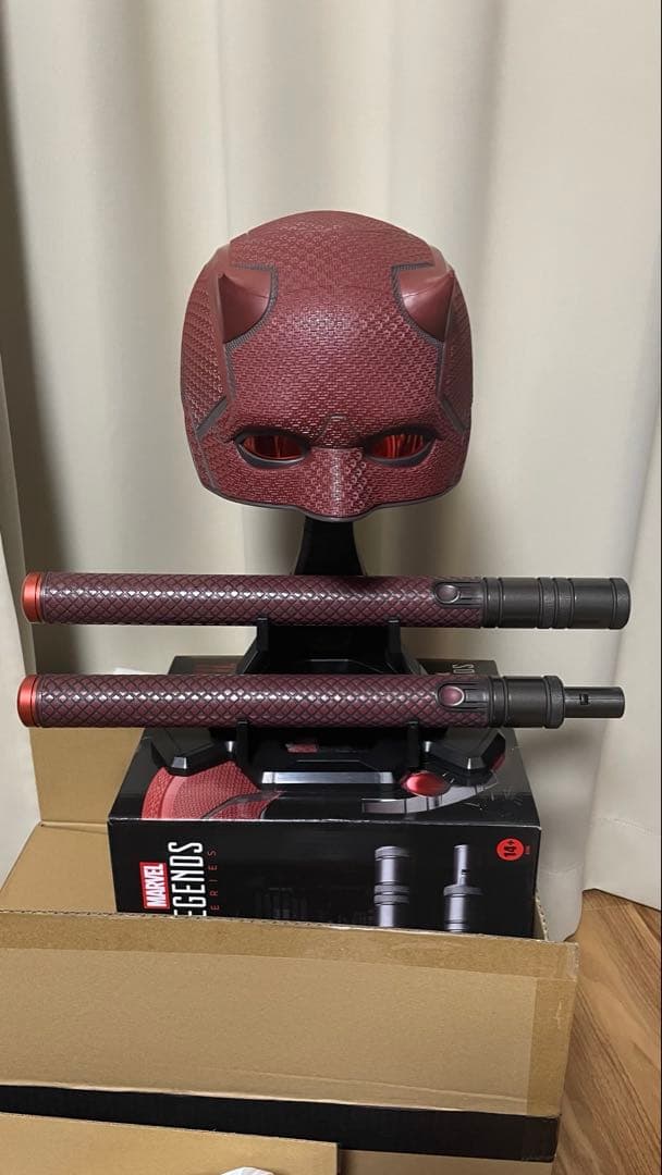 マーベルレジェンド・シリーズ デアデビル：ボーン・アゲイン マスク＆ビリークラブ