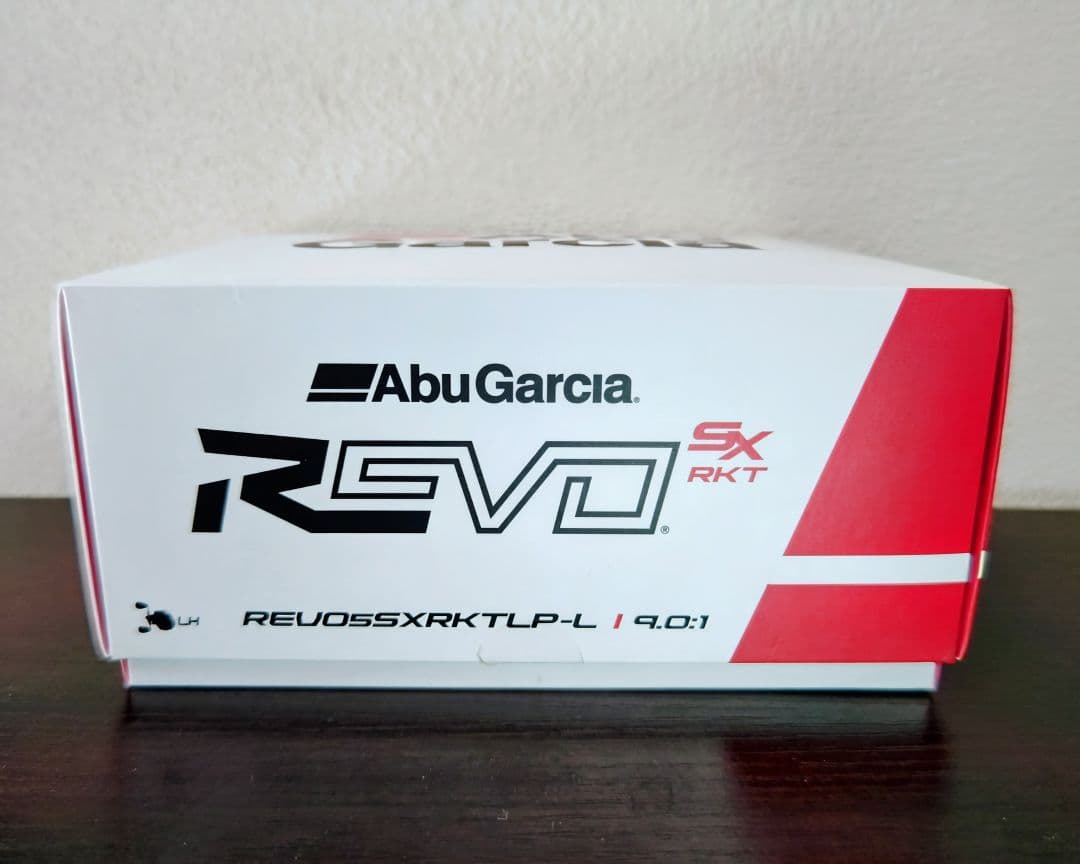 アブガルシア レボ SX ロケット 左 REVO5SXRKTLP-L 9.0:1