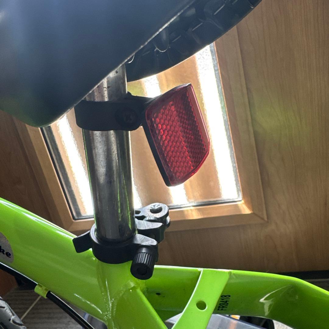 へんしんバイク　黄緑　３－６歳