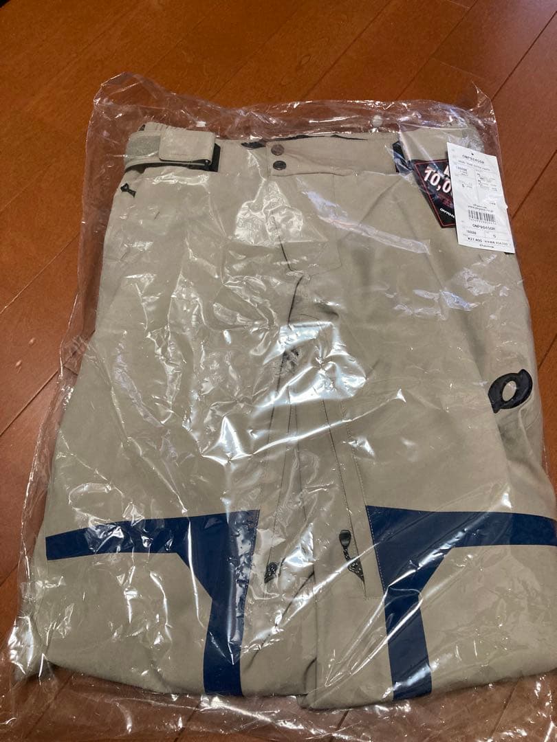 2025/2026 ON YO NE スキーウェア　新品/未開封品