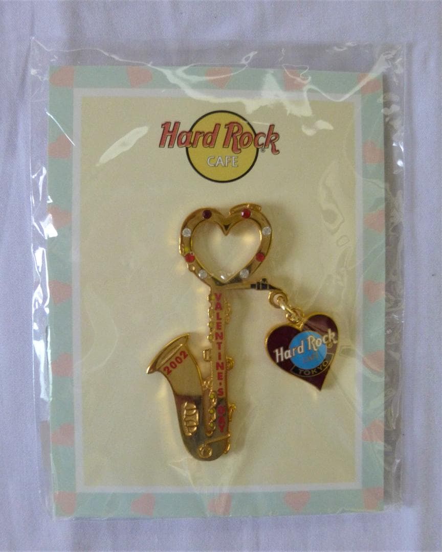 ハードロックカフェ　2002年バレンタインピン６店舗セット