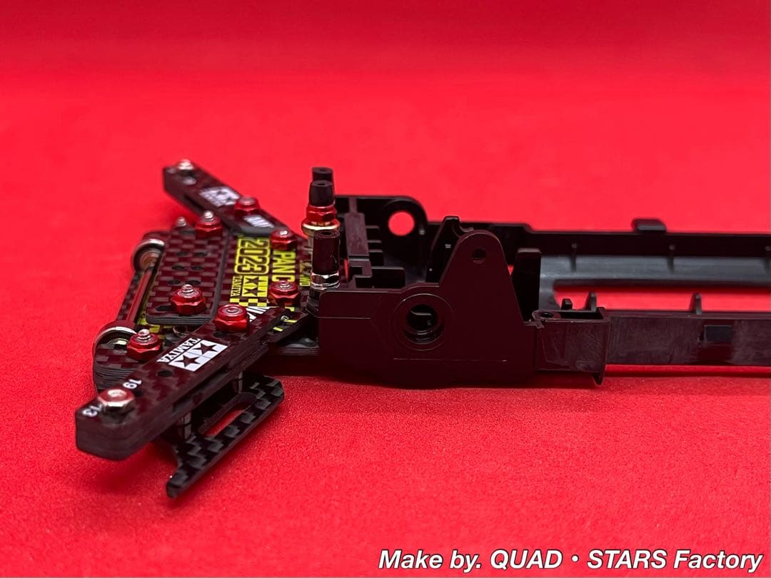 【ミニ四駆・VZ用】1軸リヤアンカー＋リヤスキッドローラー　2023／カーボン