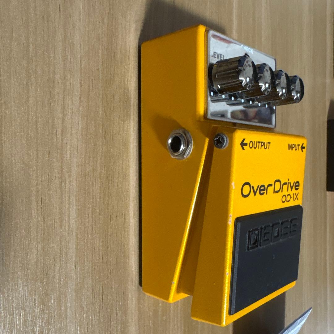 お値下げしました！！　BOSS OD-1X オーバードライブペダル