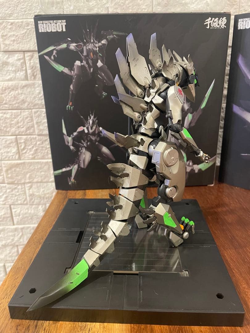 R-16 NERV エヴァンゲリオン フィギュア ゴジラ対エヴァンゲリオン