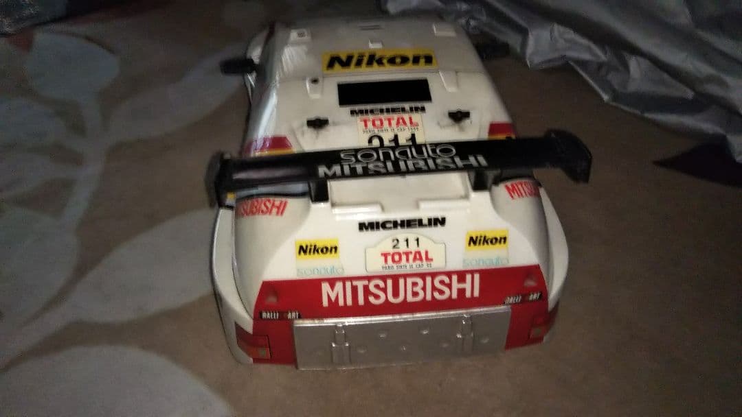 京商 エンジンラジコン