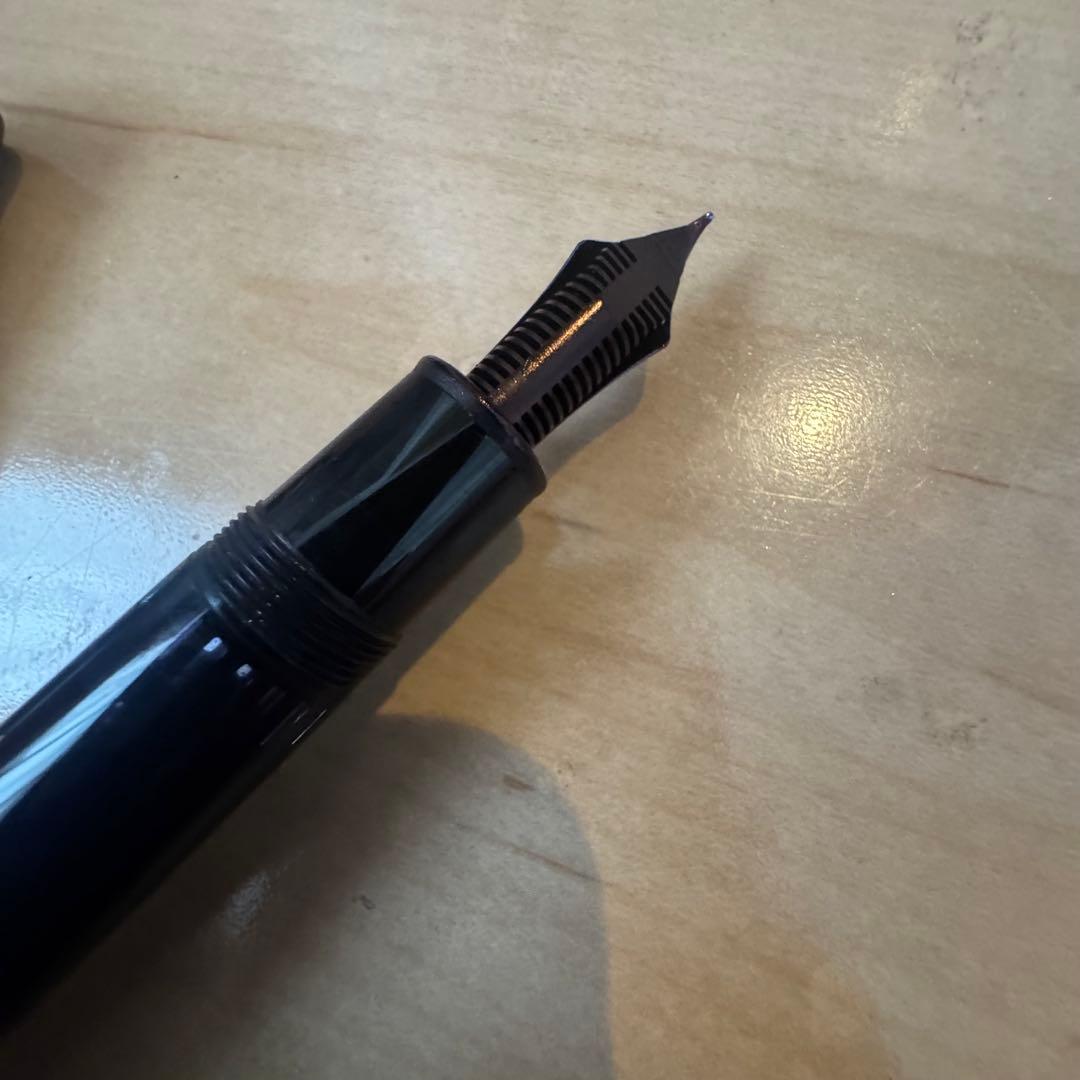 モンブラン万年筆 マイスター4810 14K no.149 585 黒