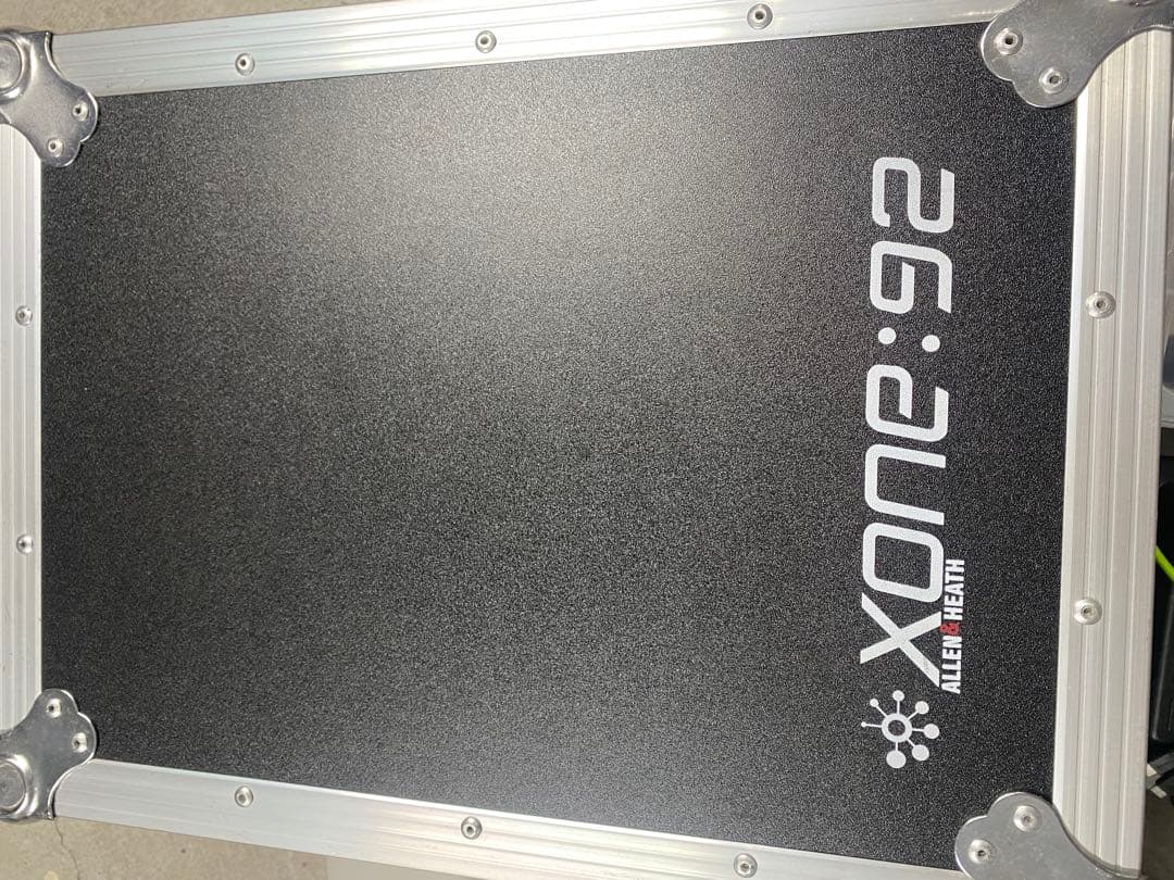 Allen & Heath Xone:92 DJミキサー