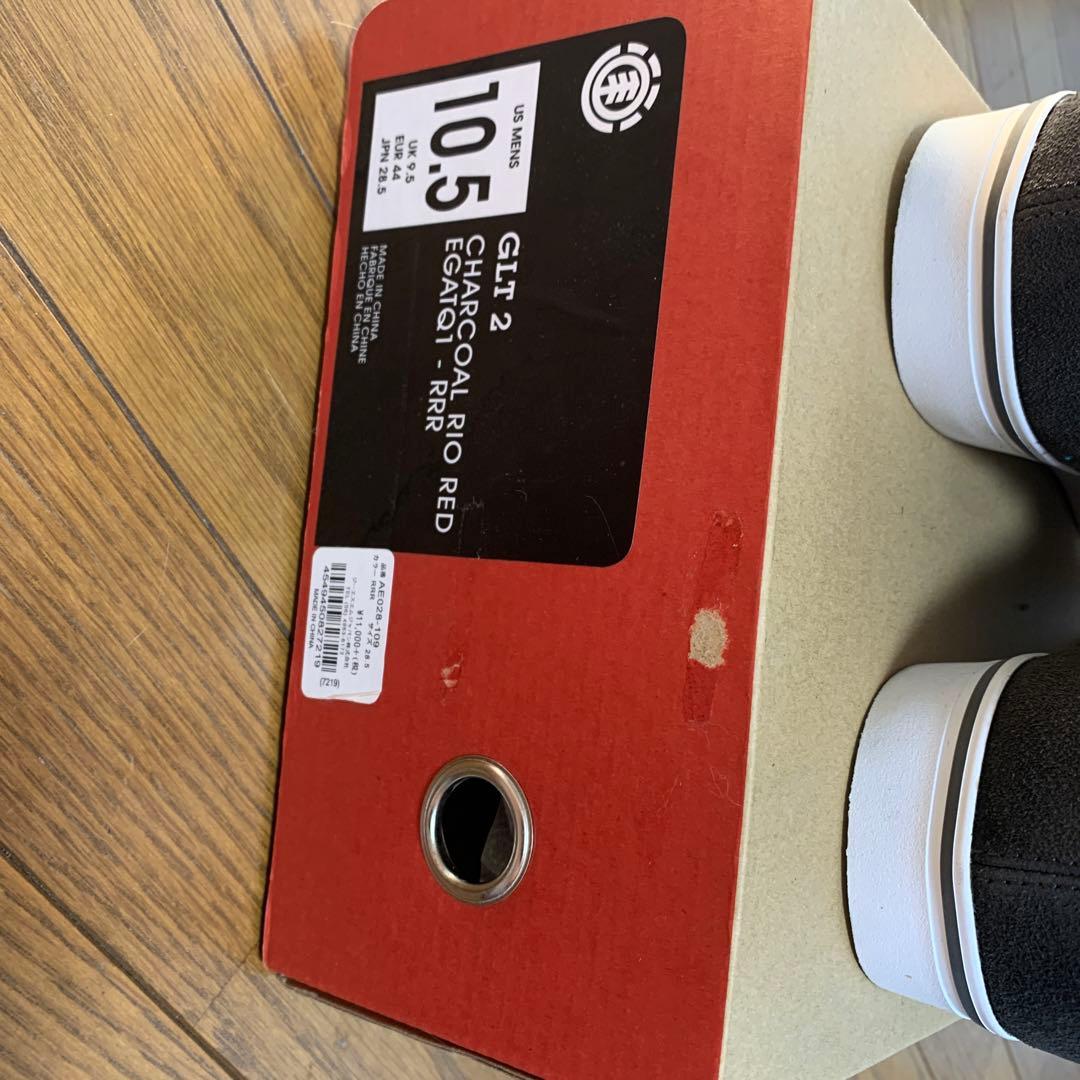 element GLT2 サイズ28.5 色　木炭ライムレッド