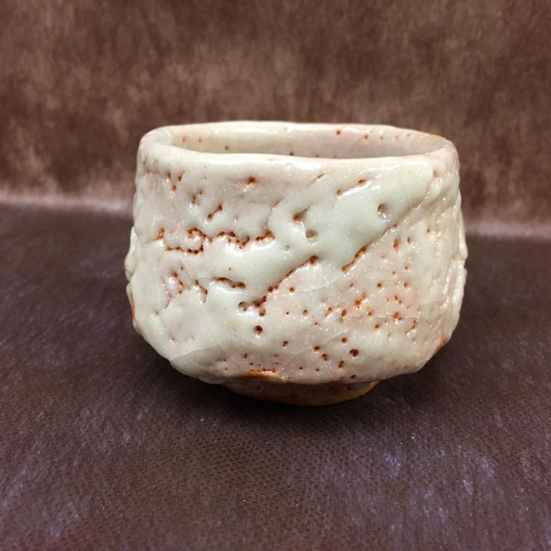 ケ*ム様 S203　　美濃焼　志野ぐい呑み　【玉置保夫】　共箱