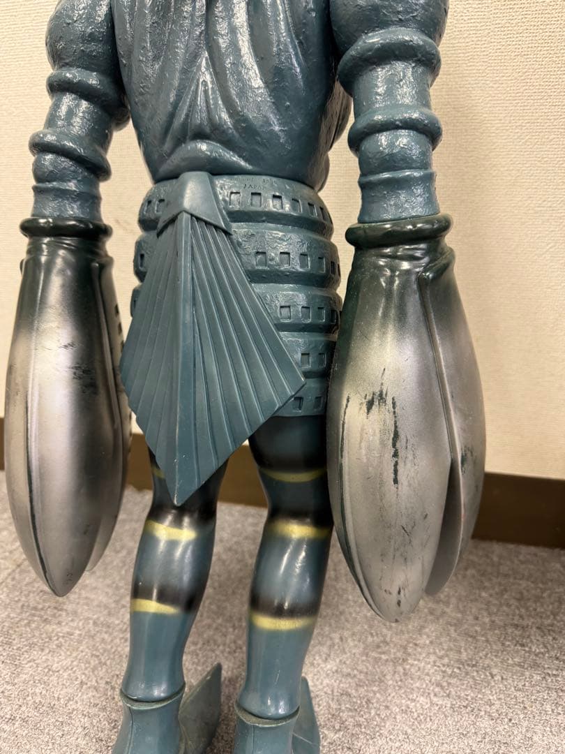 バルタン星人 66cm ジャイアントスケール　超ビッグサイズ フィギュア 箱付き