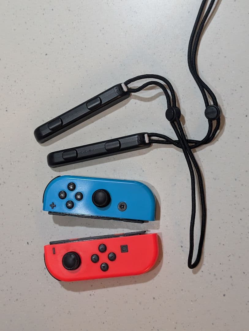 Nintendo Switch 本体 おまけ赤青Joy-Con付き