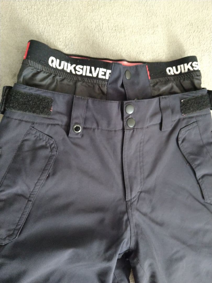 BURTON　 QUICKSILVER 子ども用スノーボード上下ウェアセット