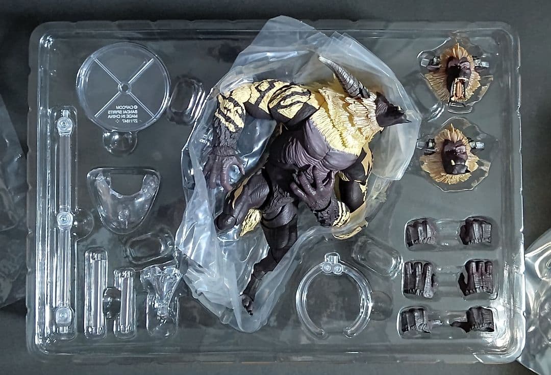 S.H.MonsterArts ラージャン