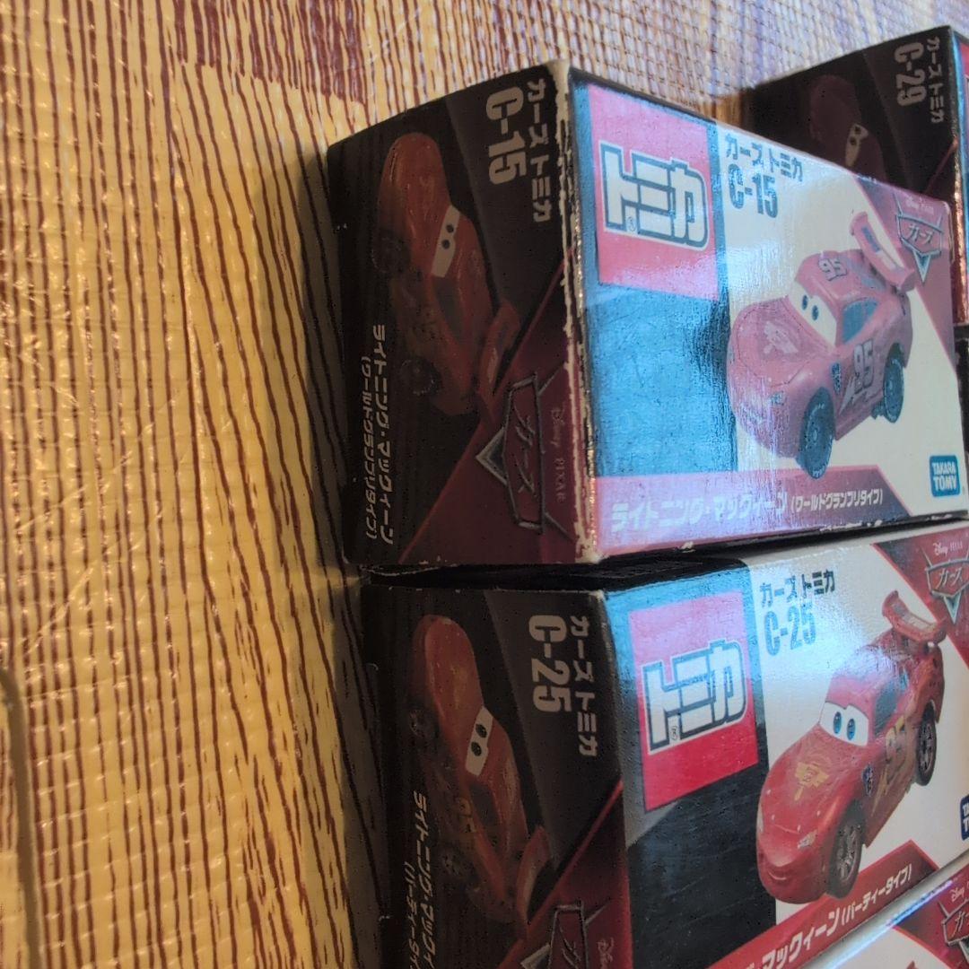 カーズ　トミカ