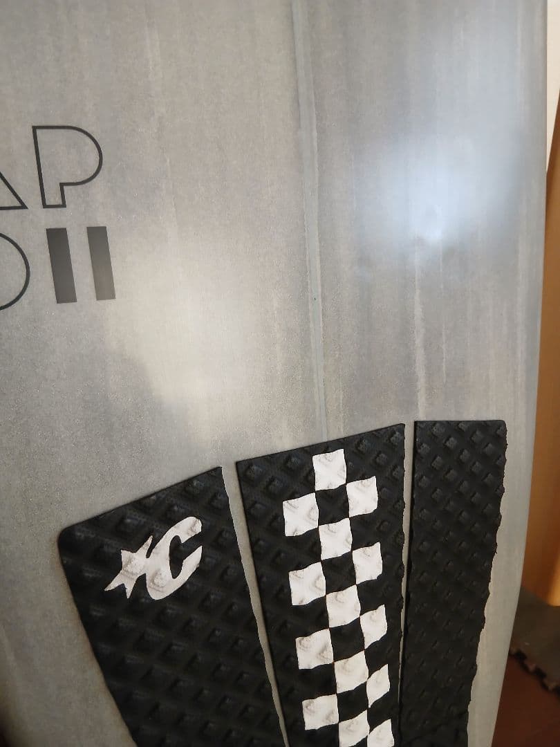 ジャスティスサーフボード RAPTOR II　tajima シェイプ