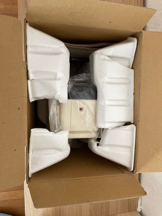 ファミリーコンピュータ　ロボット　新品未使用品　箱　取説有り