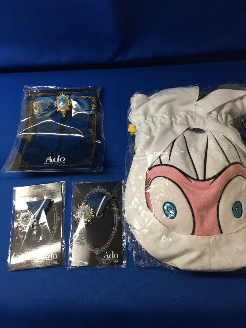 Ado グッズ まとめ売り 大量 Tシャツ、ペンライト、ポシェット、タオル他