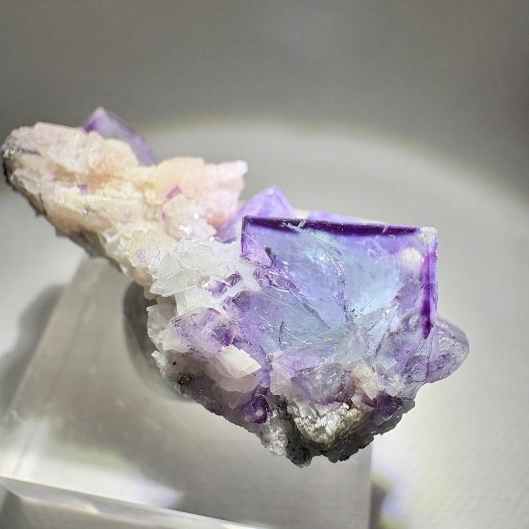 477 中国　ヤオガンシャン産　ポーセリンフローライト