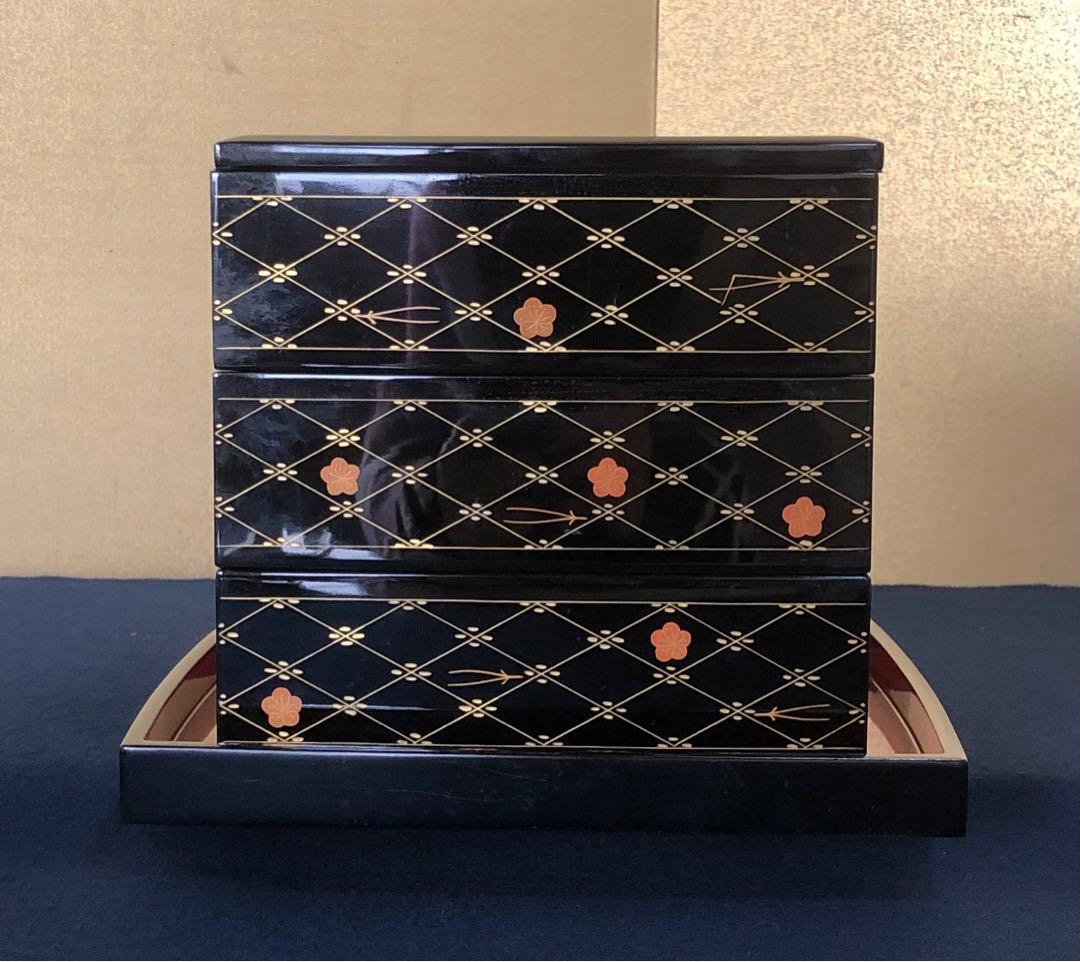 《R》輪島塗 沈金 三段重 重台 わじま龍作 共布 共箱 260109き2