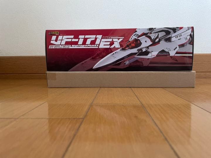 【レア商品】DX超合金 VF-171EX +アーマードパーツセット