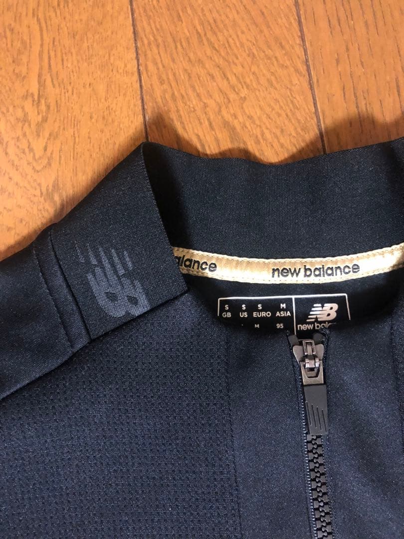 リバプール Liverpool FC ジャケット サイズM 【お値下げ中‼️】