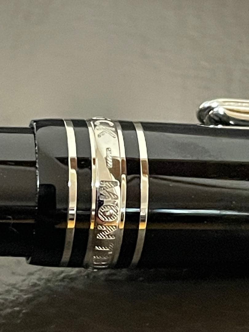 ◾️MONTBLANC モンブランミッドサイズ ボールペン ◾️プラチナ◾️化粧箱付