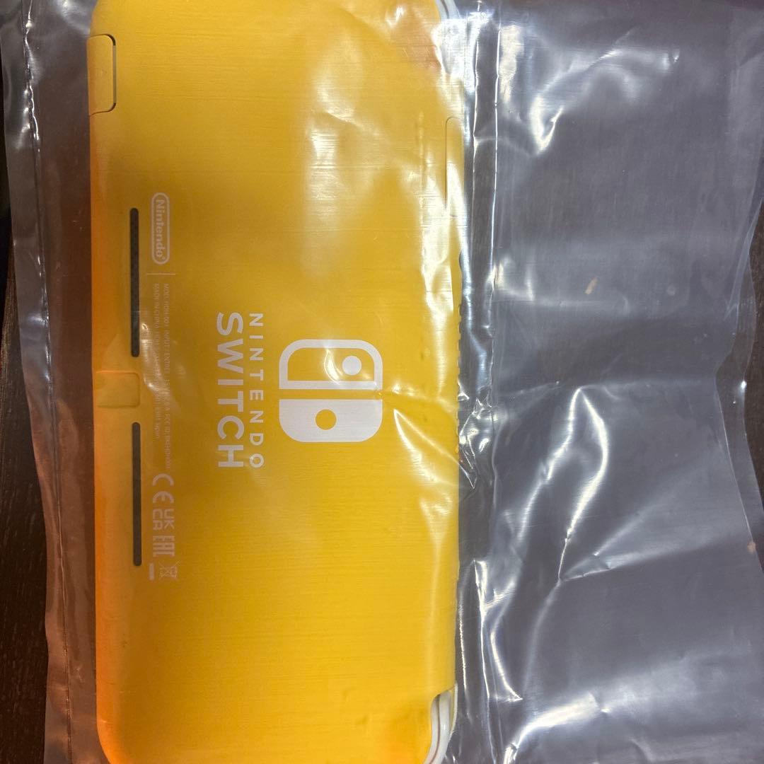Nintendo Switch Lite イエロー