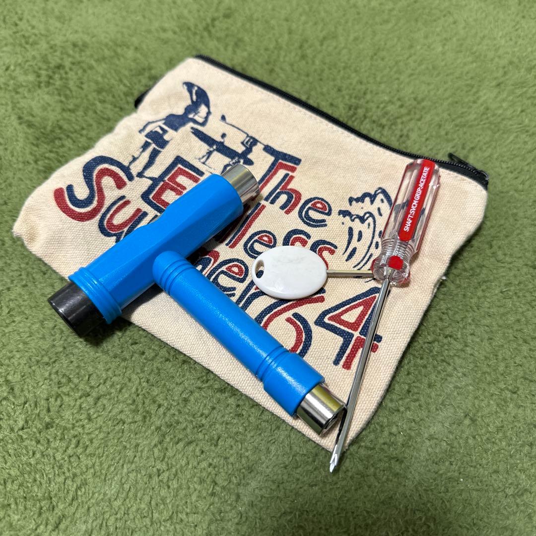 サーフボード　ショート　6.6 ケースあり　フィン付き